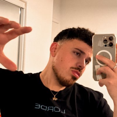 artem's profile picture