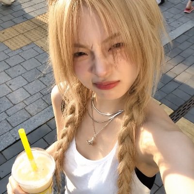 ves's profile picture