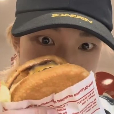 ham .⋆♱'s profile picture