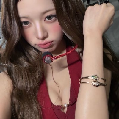 ᥫ᭡ 🪽's profile picture