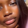 Profilbild von Avery 🦋✨