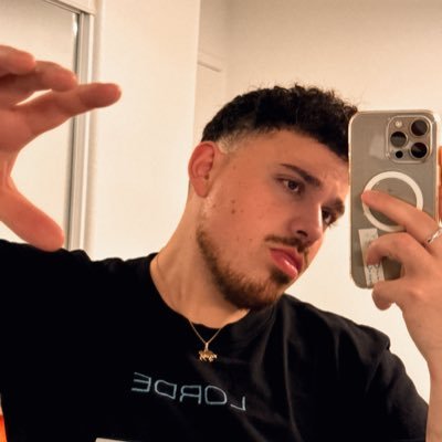 artem's profile picture