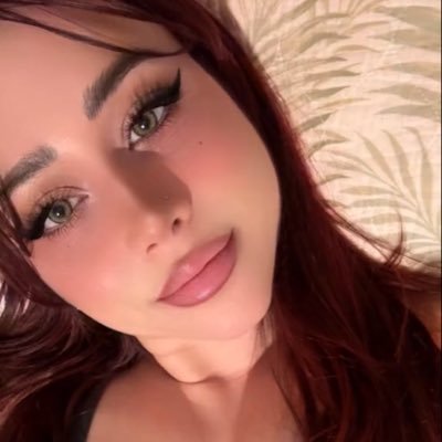 zoeheiler's profile picture