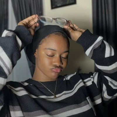 fkmirahj's profile picture