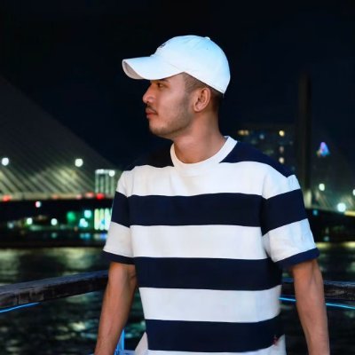 PHADAV_999's profile picture