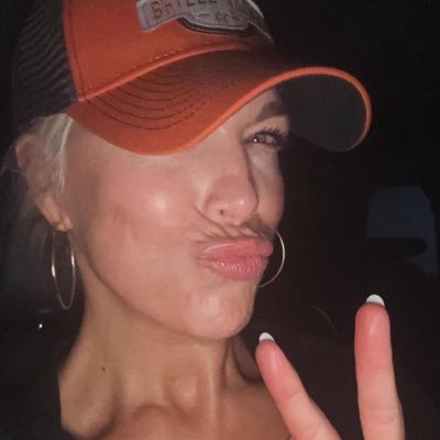 thehopeofit4ll's profile picture