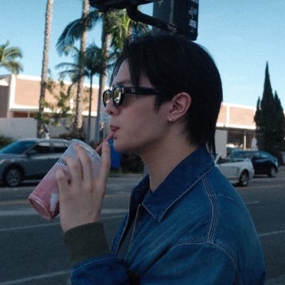 1's profile picture