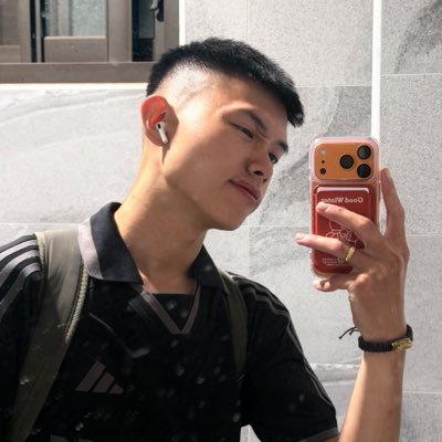 低能兒😵💫's profile picture