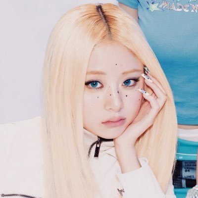 nina🤍🪽's profile picture