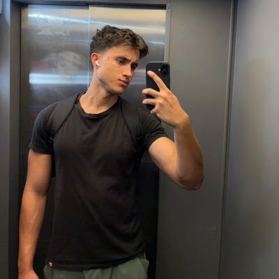 remakw's profile picture