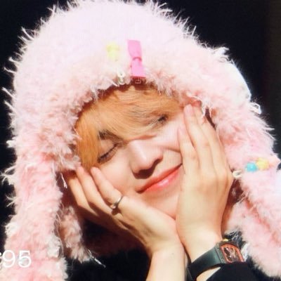 .𖥔 ݁ ˖ cheoli 🍒ྀིྀི's profile picture