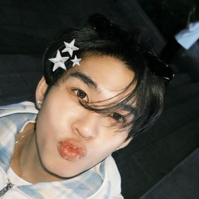 yellstarsr's profile picture