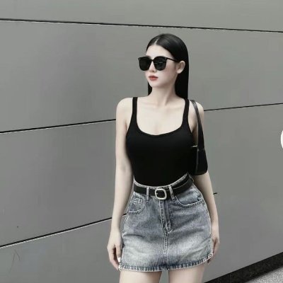 liz75893's profile picture