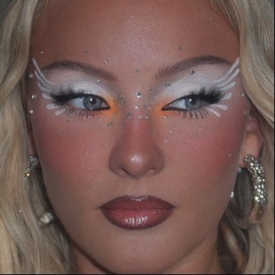 yasmim as raízes's profile picture