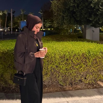 esalmousawi's profile picture