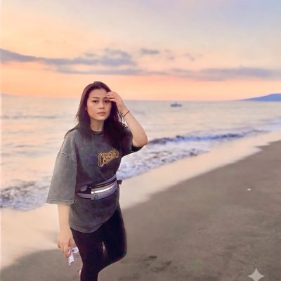Lana 🦋's profile picture