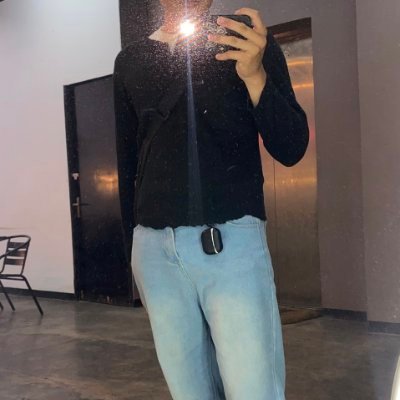 d's profile picture