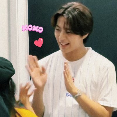 ชะนีเมตรครึ่ง 💃's profile picture