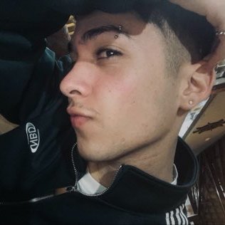 leo 🐺 ❀ you seem pretty sad for a boy so in love's profile picture