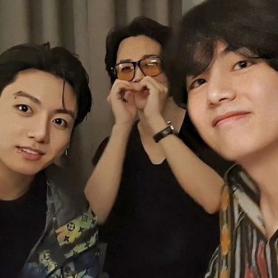 ᴡɪɴᴛᴇʀ ʙᴇᴀʀ's profile picture