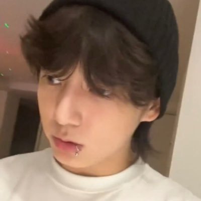 jkookonaut's profile picture