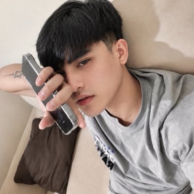 AicnelavNewoj's profile picture