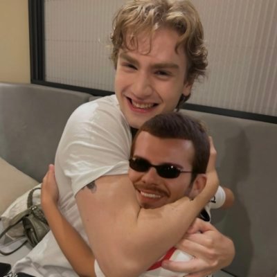 zezemic's profile picture