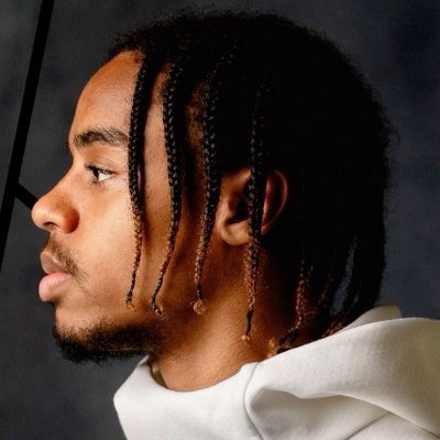 BradleeBarcola's profile picture