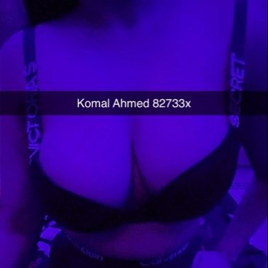 Komal ahmed's profile picture