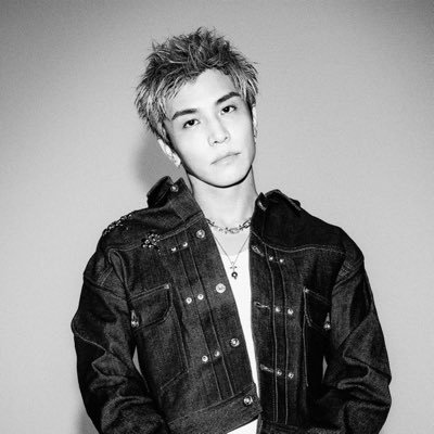 GAN(岩田剛典)'s profile picture