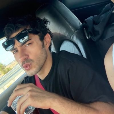 behappyandshne's profile picture