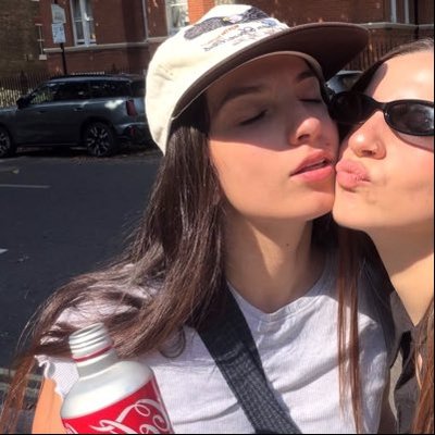 ro's profile picture
