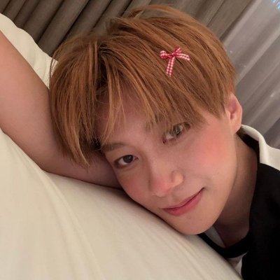 lleonnay's profile picture