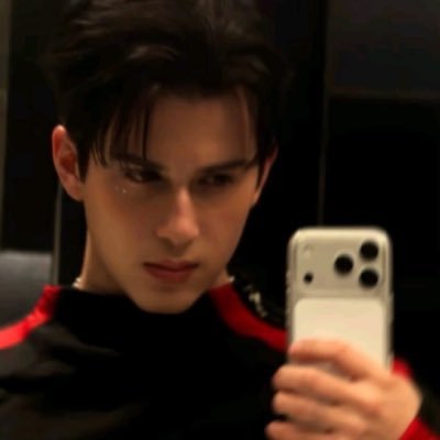 Vale ✮'s profile picture