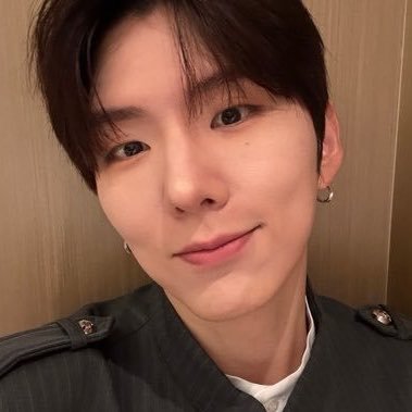 ykhnmx's profile picture