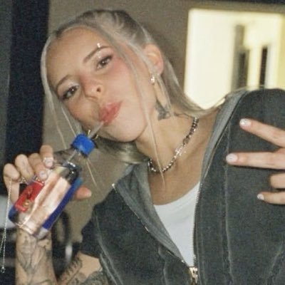 𝗮𝗺𝗮𝗻𝗱𝗶𝘁𝗮's profile picture