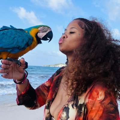 Reina 👑's profile picture