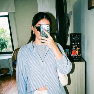 carla🐝's profile picture