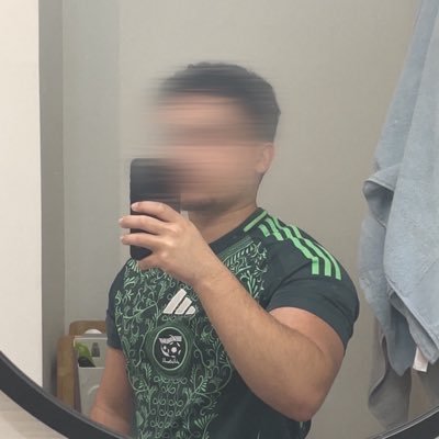 أيمن's profile picture