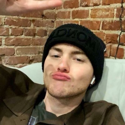 tuêzin noia da puc🧣's profile picture