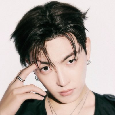 ☆ missing ateez's profile picture