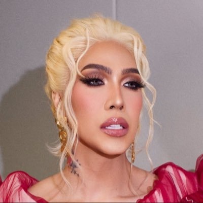mic's profile picture