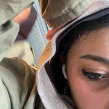 vera's profile picture