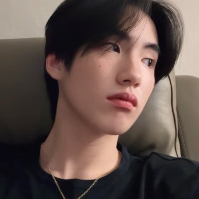 𐙚 masky's profile picture