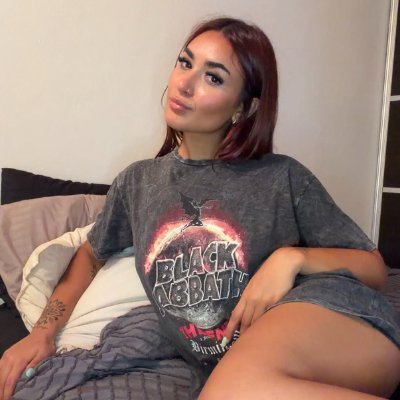 Ella's profile picture