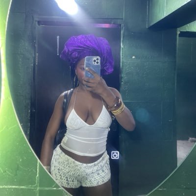 love, ife.'s profile picture