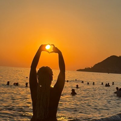 yağmurcum 🌸's profile picture