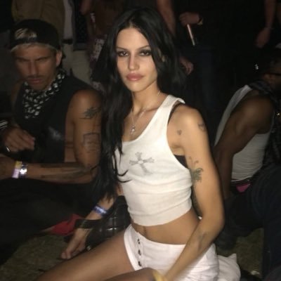 tanya༻'s profile picture