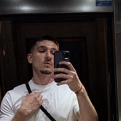 🇲🇪's profile picture