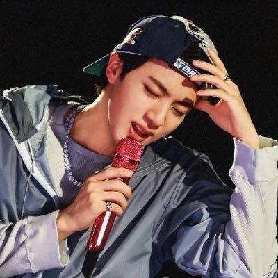 Seokjin⁷ ᶻ 𝗓 𐰁 don’t wake me up (semi ia)'s profile picture